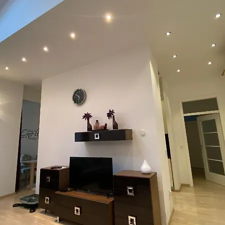 3 Wohnung,marijin Dvor *