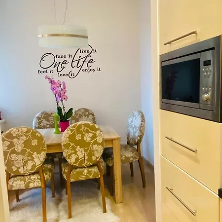 3 Wohnung,marijin Dvor