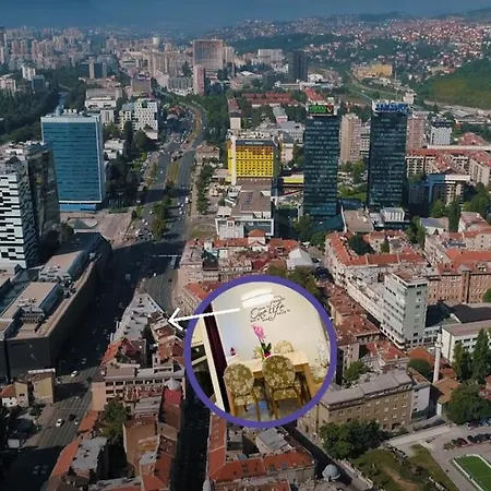 Dvor 92 M2, Marijin Dvor