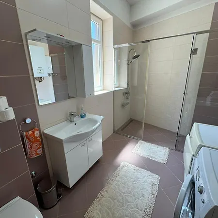 דירה Dvor 92 M2, Marijin Dvor סראייבו