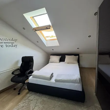 Dvor 92 M2, Marijin Dvor Apartment