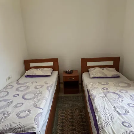 Dvor 92 M2, Marijin Dvor דירה סראייבו