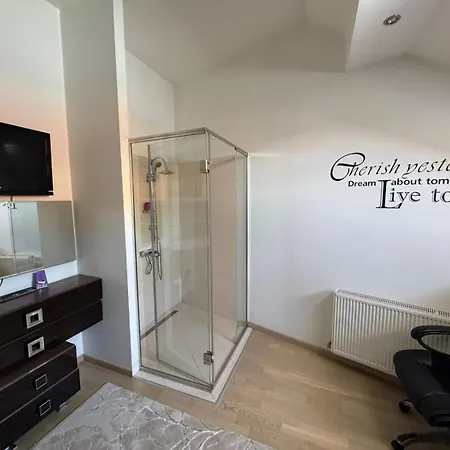 Apartment Dvor 92 M2, Marijin Dvor Sarajevo