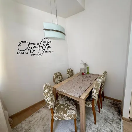 3 Wohnung,marijin Dvor