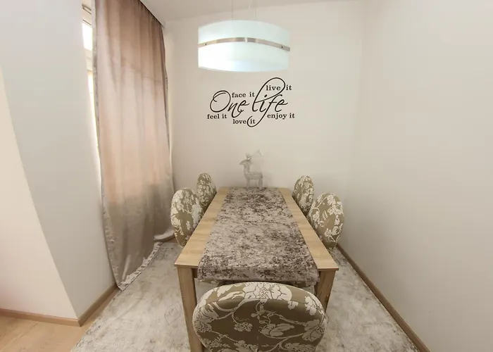 شقة Dvor Marijin Dvor