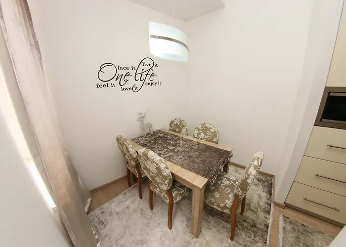 Dvor Marijin Dvor شقة *